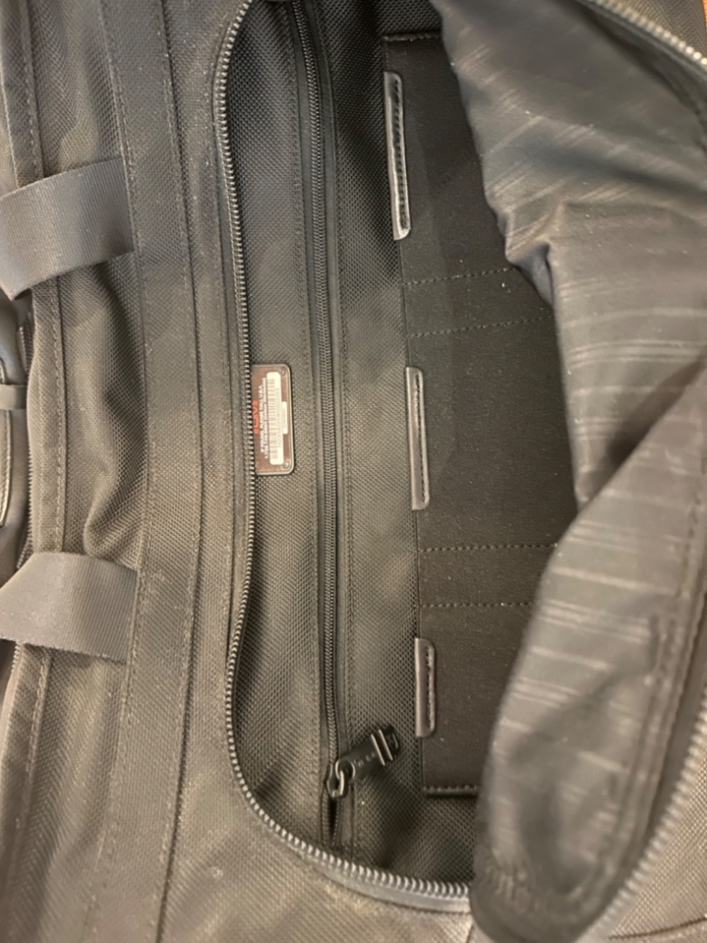 Tumi rolling carryon duffel bag - Picture 4 of 9